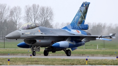 Photo ID 118751 by Mark Broekhans. Belgium Air Force General Dynamics F 16AM Fighting Falcon, FA 110