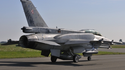 Photo ID 88097 by Peter Terlouw. Poland Air Force General Dynamics F 16D Fighting Falcon, 4082