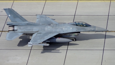 Photo ID 139018 by JUAN A RODRIGUEZ. Chile Air Force General Dynamics F 16C Fighting Falcon, 851