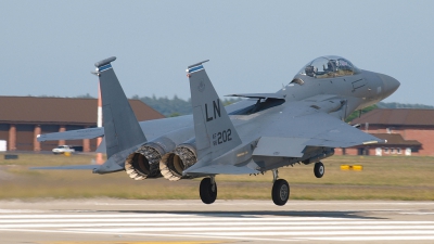 Photo ID 37124 by Stuart Thurtle. USA Air Force McDonnell Douglas F 15E Strike Eagle, 96 0202