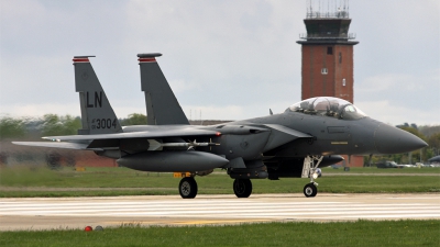 Photo ID 74881 by PAUL CALLAGHAN. USA Air Force McDonnell Douglas F 15E Strike Eagle, 00 3004